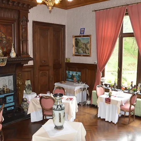 ホテル Chateau Bleu