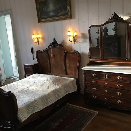 Chateau Bleu