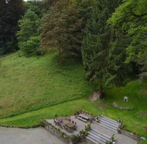 מלון Chateau Bleu Trooz